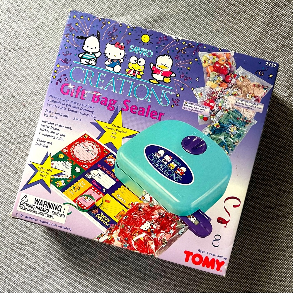 Vintage Sanrio Gift Goodie Bag Sealer TOMY Keroppi Pochacco Hello Kitty open box